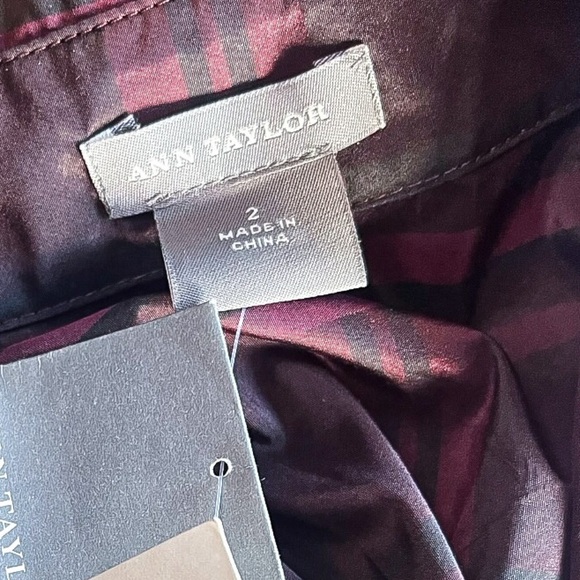 Ann Taylor Taffeta 100% Silk Ruffled Button Down Blouse - Picture 7 of 8